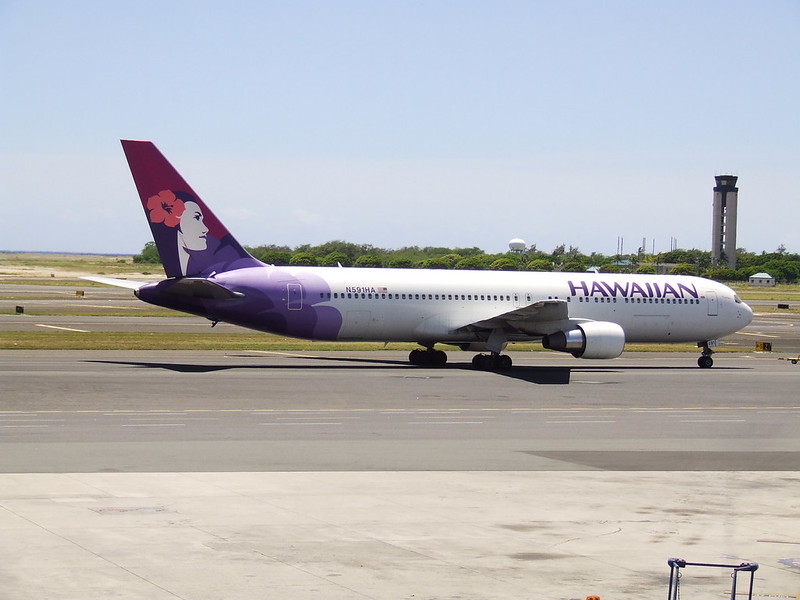 Ilustrasi maskapai Hawaiian Airlines yang baru-baru ini dilaporkan lantaran adanya dokter yang masturbasi saat pesawat mengudara.