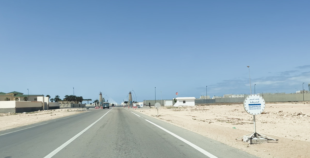 Carreteras, Gendarmería y Estaciones de Servicio - Al Sur del Sur: entre el desierto y el océano (49)
