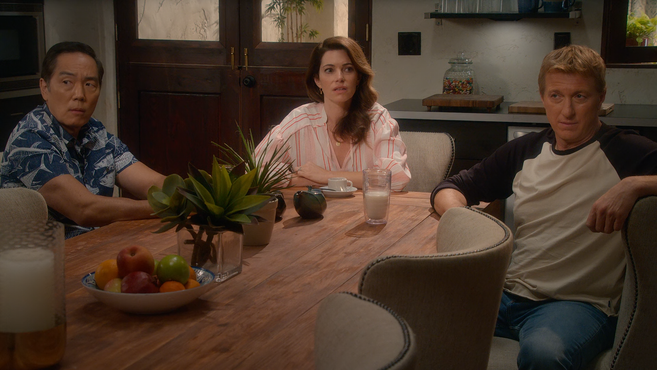 Cobra.Kai.S05E06.Ouroboros.1080p.10bit.NF.WEB-DL.DDP5.1.HEVC-Vyndros.mkv_snapshot_04.25_[2025-01-09_