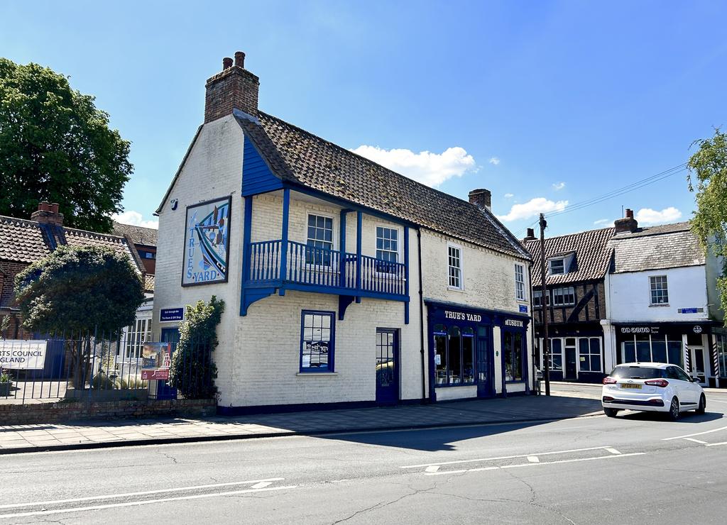 Пёстрая лента. Путешествие по сельским дорогам Англии в мае 2025 г.