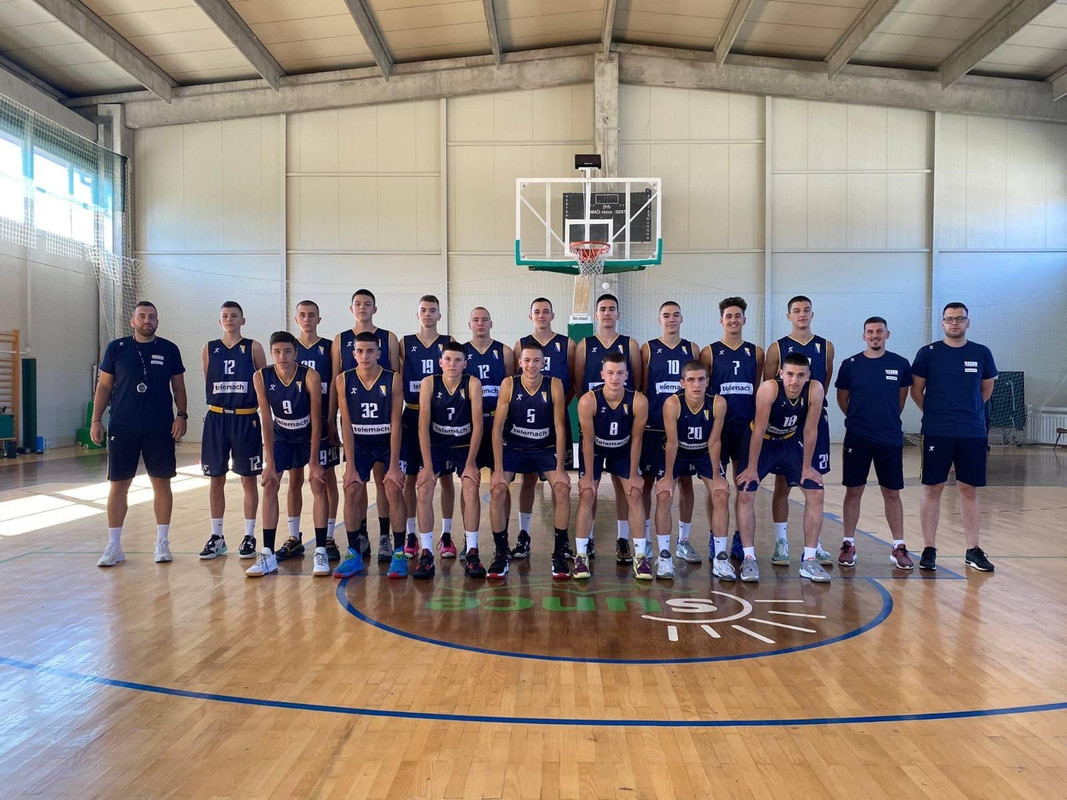 D90F6636-C3EB-4F21-B5C1-5BA5932D711D