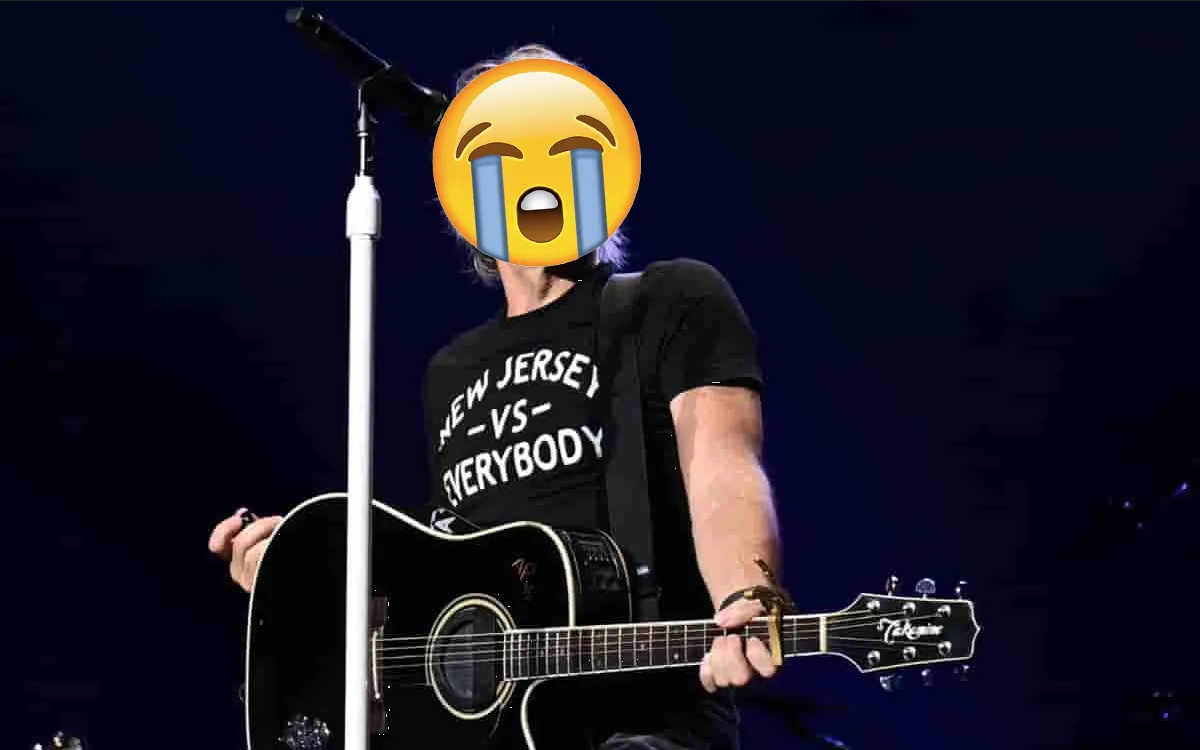 Tras delicada cirugía legendario cantante se queda sin voz, ¿se retira?