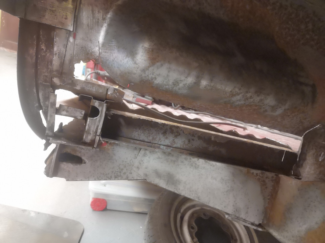 F372E3FB-A952-436C-9BAC-7E0826DF5EC9