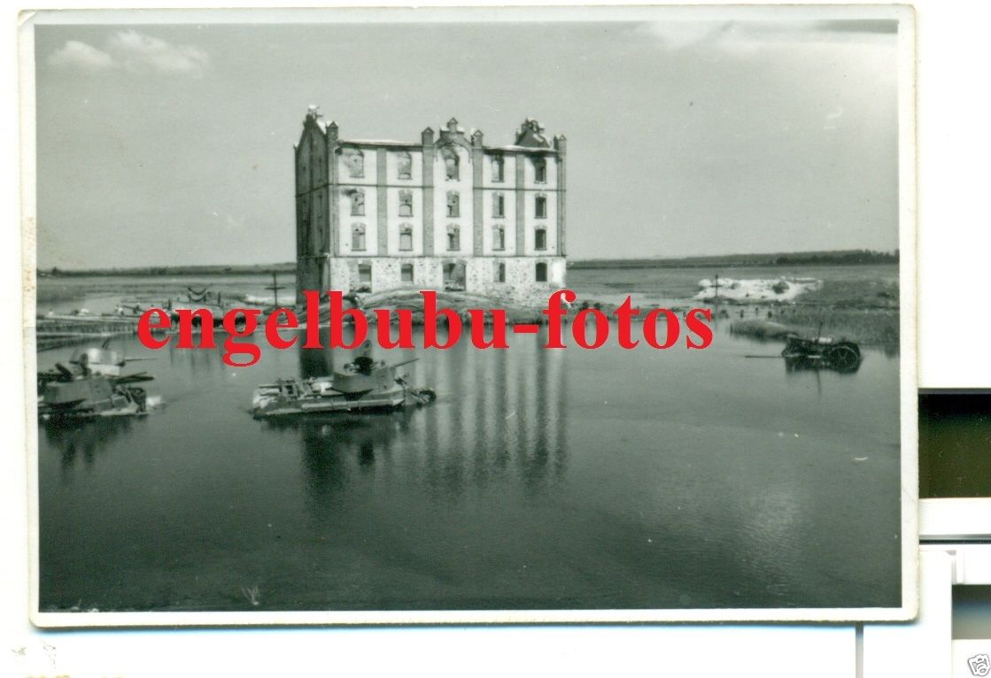 Rußland - PANZER, TECHNIK, BULLDOG im Wasser - ü