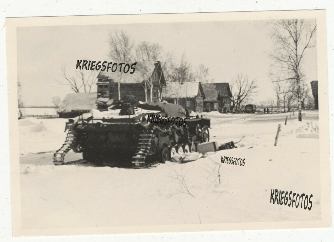 Panzer Häuser Dorf Wassiljiwtschina Nowgorod 1941 Häuser Russlan