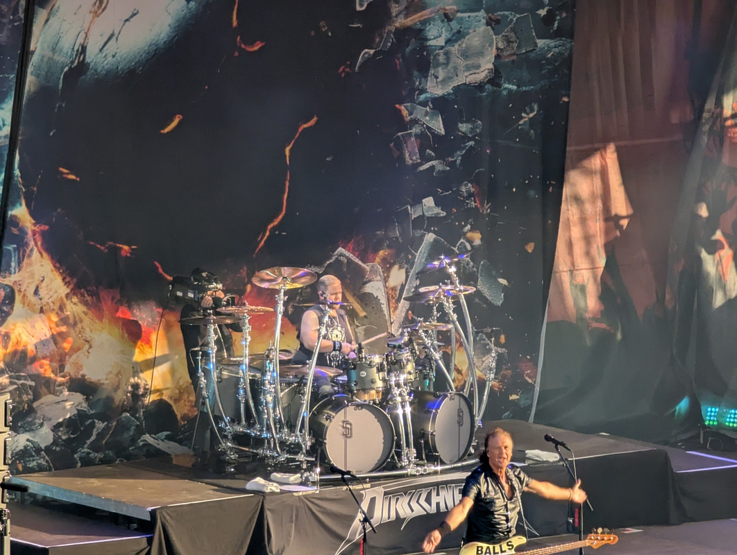 PXL_20250608_175400394