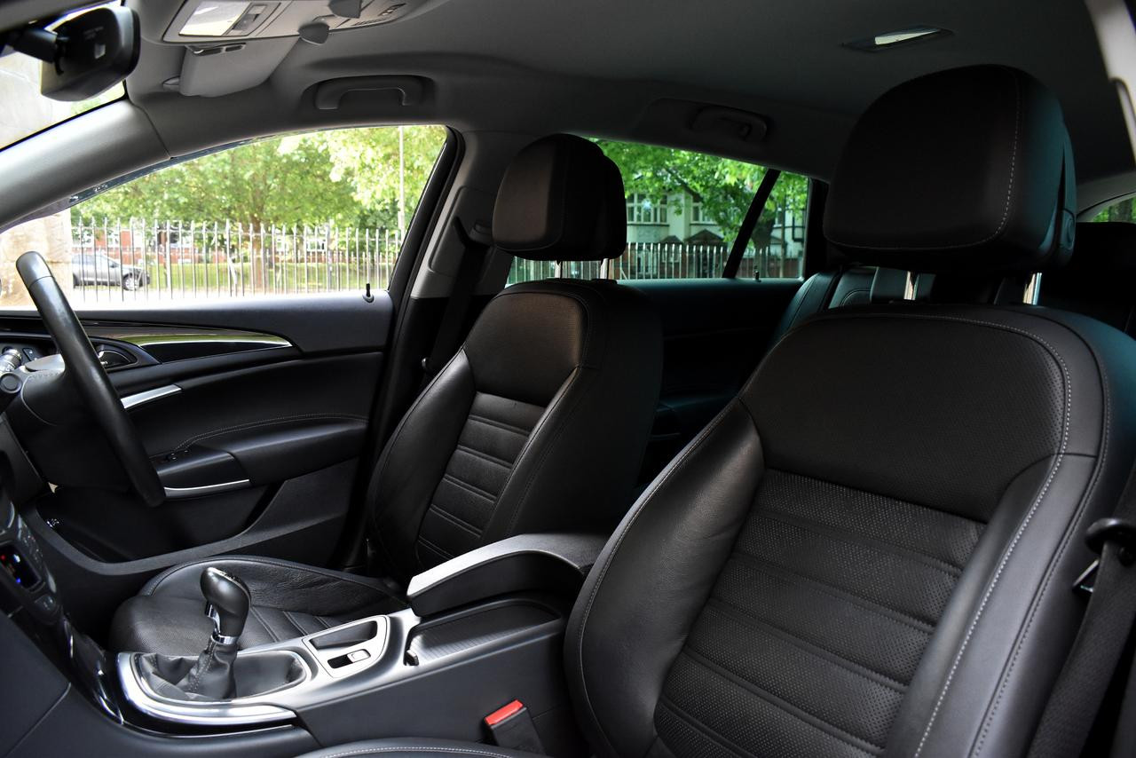 2016 66 VAUXHALL INSIGNIA 48