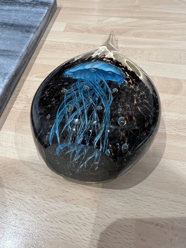 8172414F-DDC2-4FBB-9283-59803DC704D9