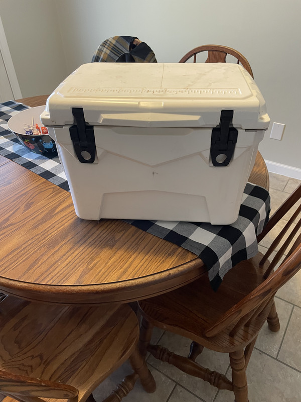 2D3ACB35-CEB9-4CC2-85C4-2B399C75EC02