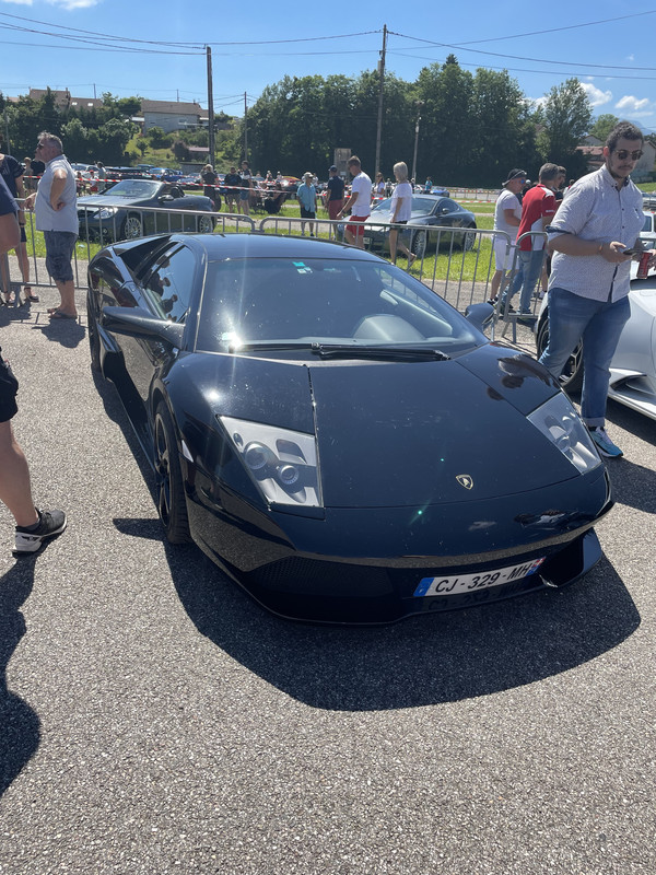 D9A15883-6F2A-4261-B6CB-0642B0834A35