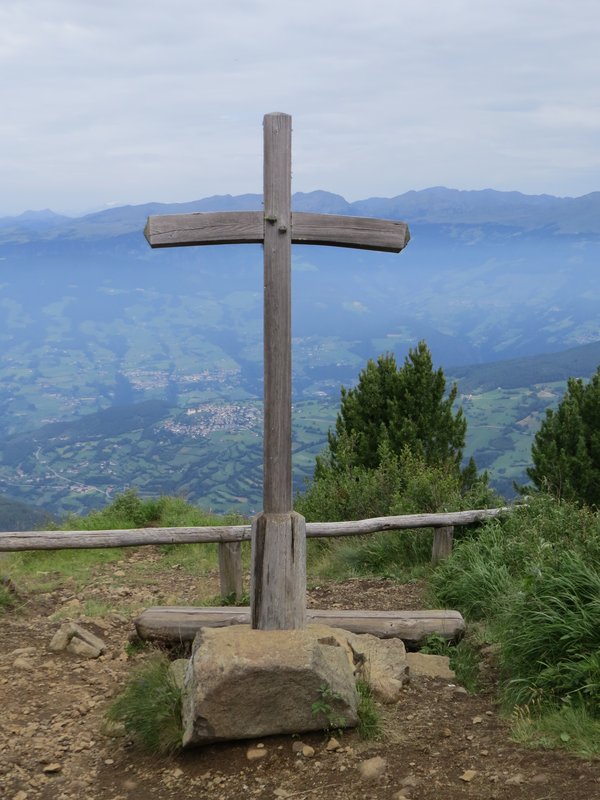 https://i.postimg.cc/bJK6ZkGW/148-IMG-0675.jpg