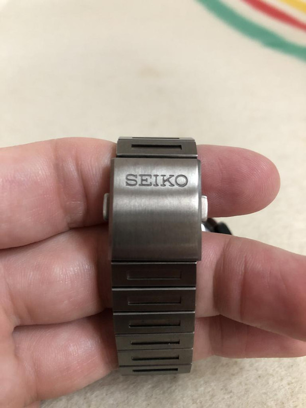 F5408AB4-52B2-4C29-8910-5B28DA774FED