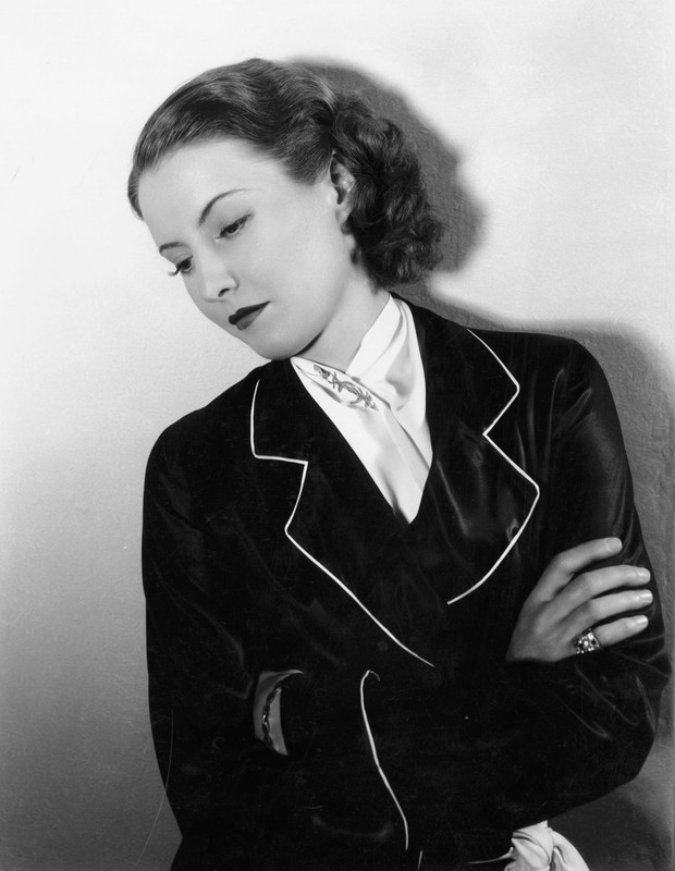 barbara_stanwyck_d94