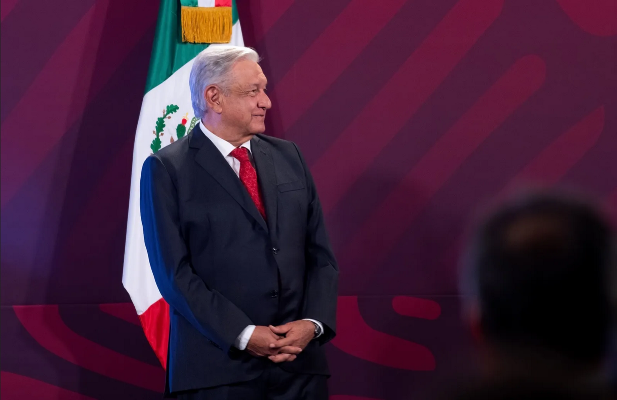 Anuncia AMLO suspensión de distribución de nuevos libros de texto en Chihuahua