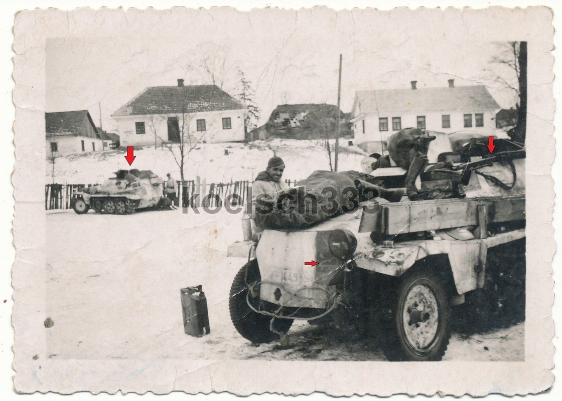 Foto Schützenpanzer Panzer Halbketten Schneetarn