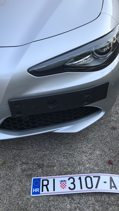 DF5EE7A4-340C-4CB5-AB27-7DFE8B4B9293