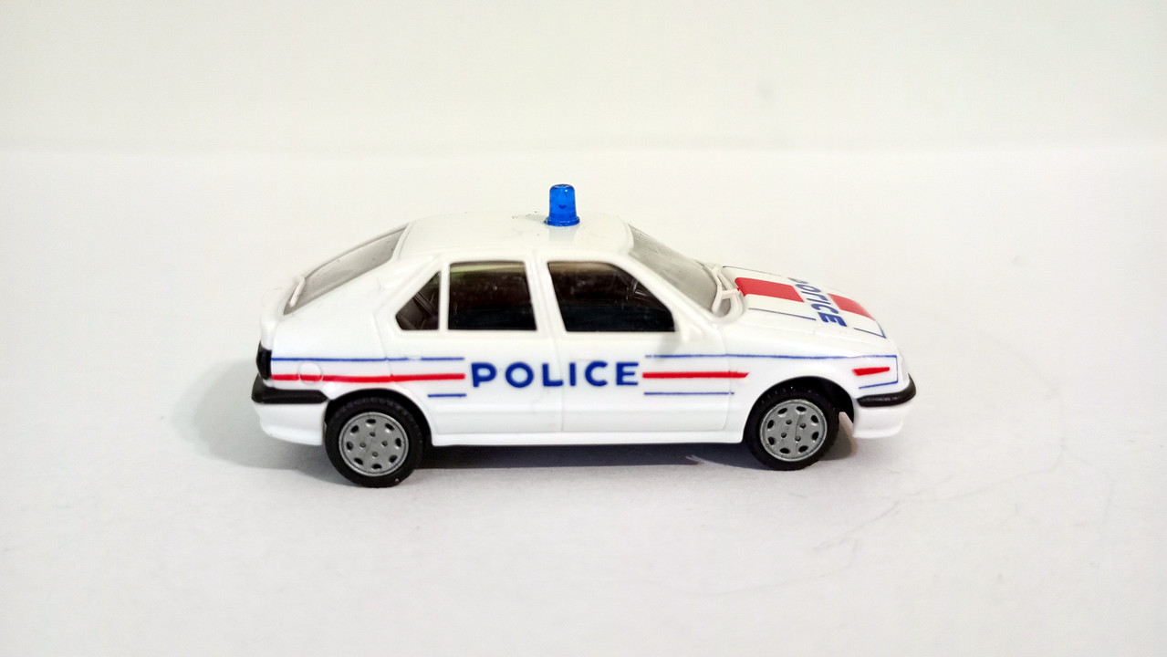 Mach (3227)