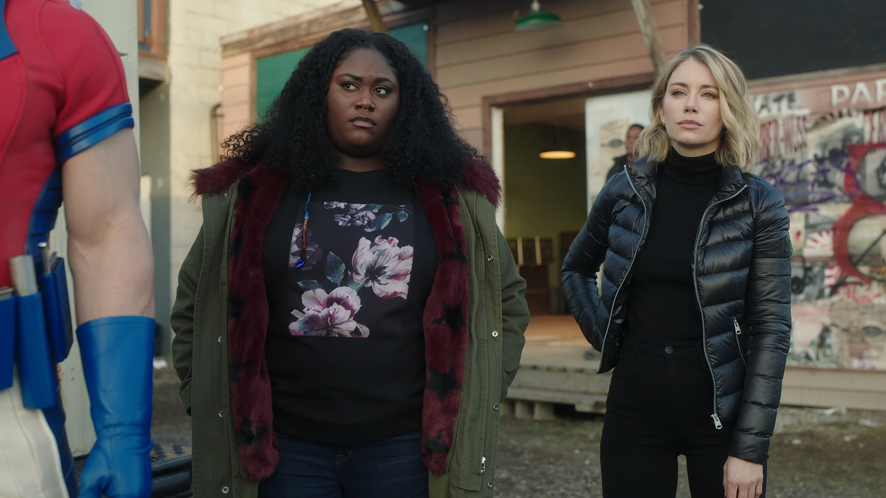 Peacemaker.S01E03.Better.Goff.Dead.1080p.10bit.HMAX.WEB-DL.DD5.1.HEVC-Vyndros.mkv_snapshot_01.54_[20