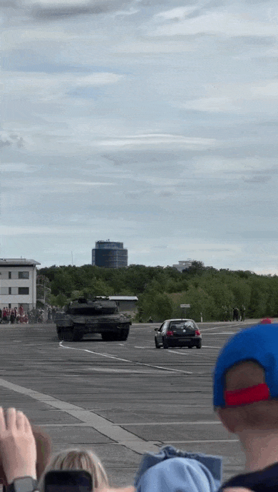 https://i.postimg.cc/bJP64qNx/video-2026-07-13-08-13-06-(1).gif