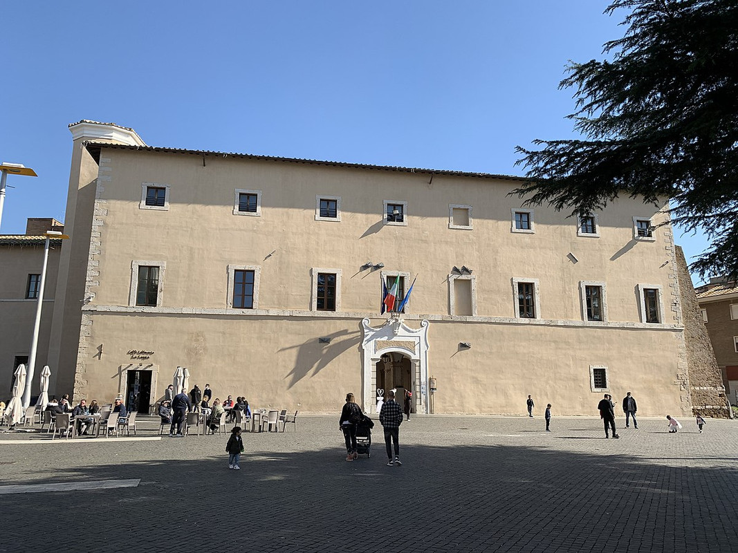 Cisterna-di-Latina-palazzo-caetani