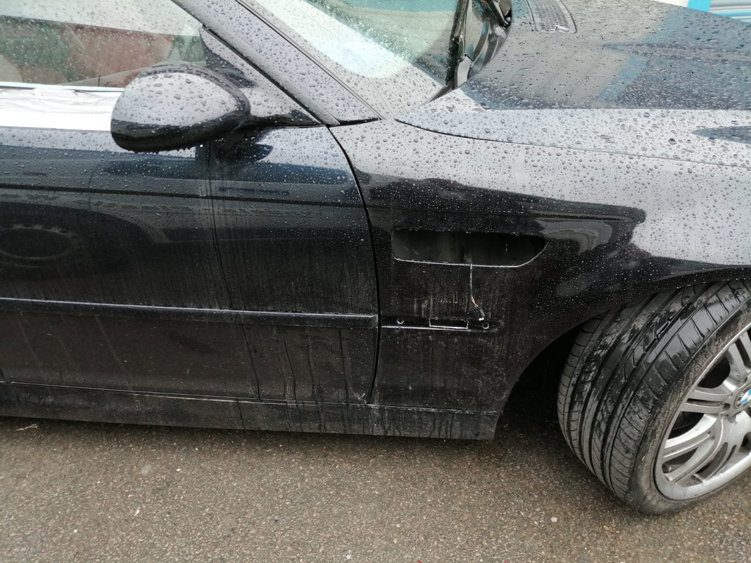 891E0004-9418-42BF-BAB3-AB5C7679FB2B