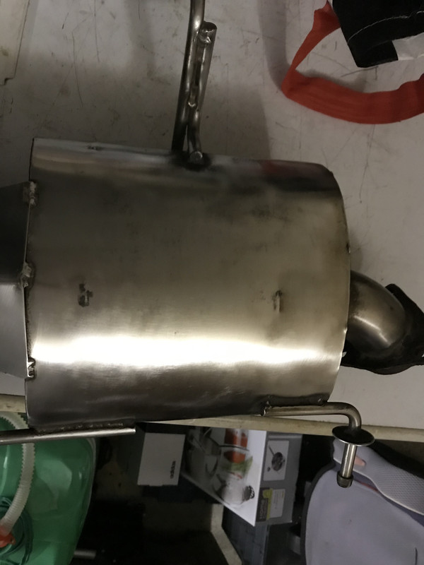 7C5469DB-1FC0-49F3-9481-9CB4C0AE5C88