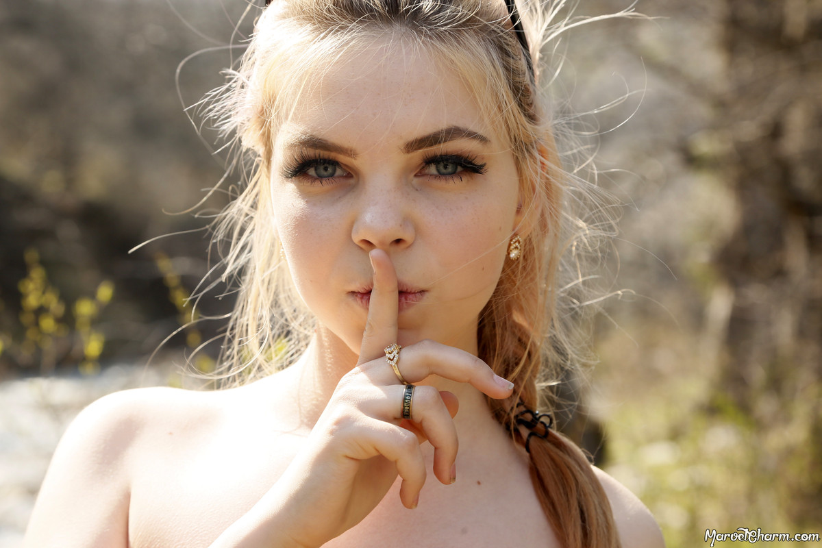 MarvelCharm_Rebecca-Riverside-131