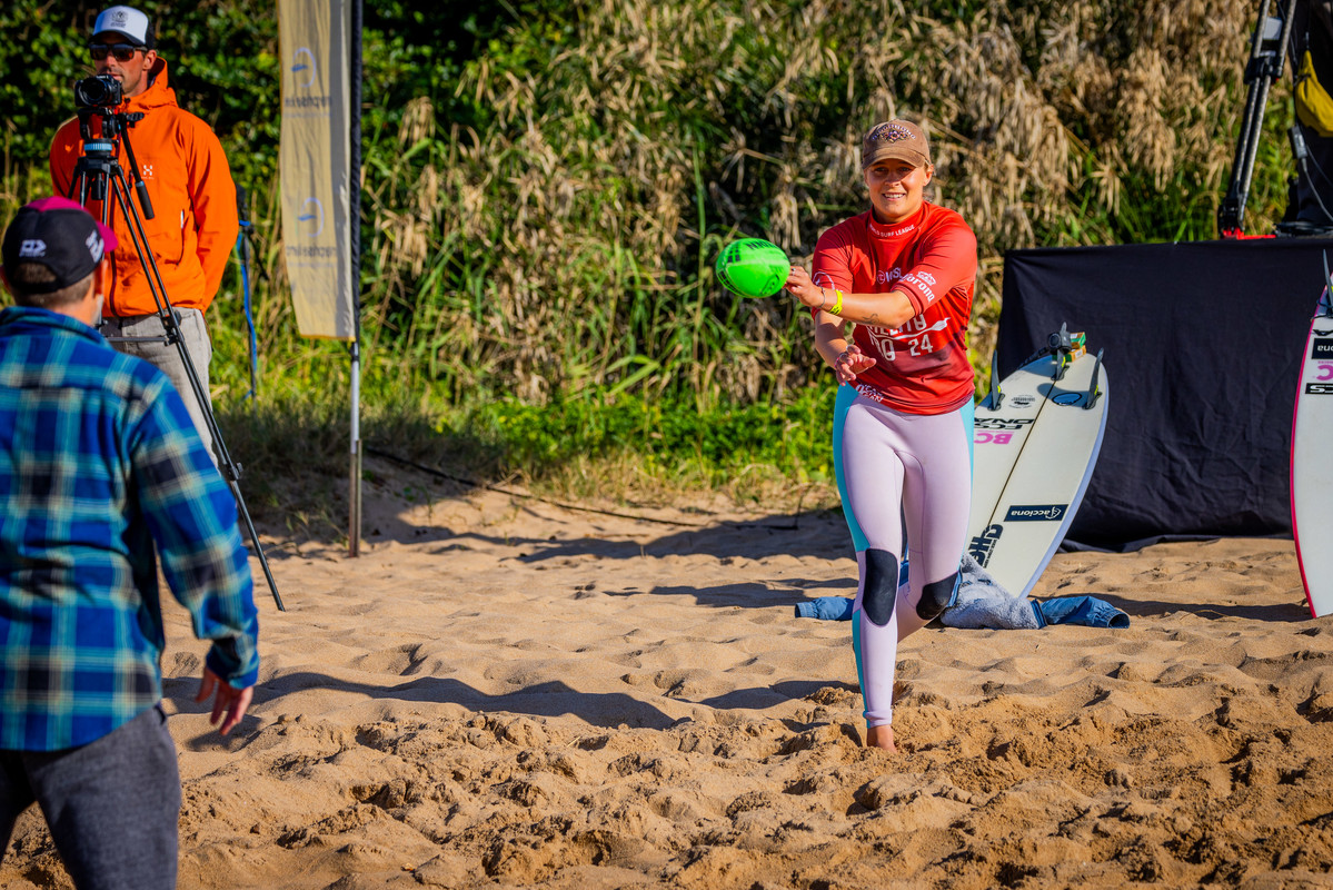 SURFING402JULY 7 Isabella Nichols