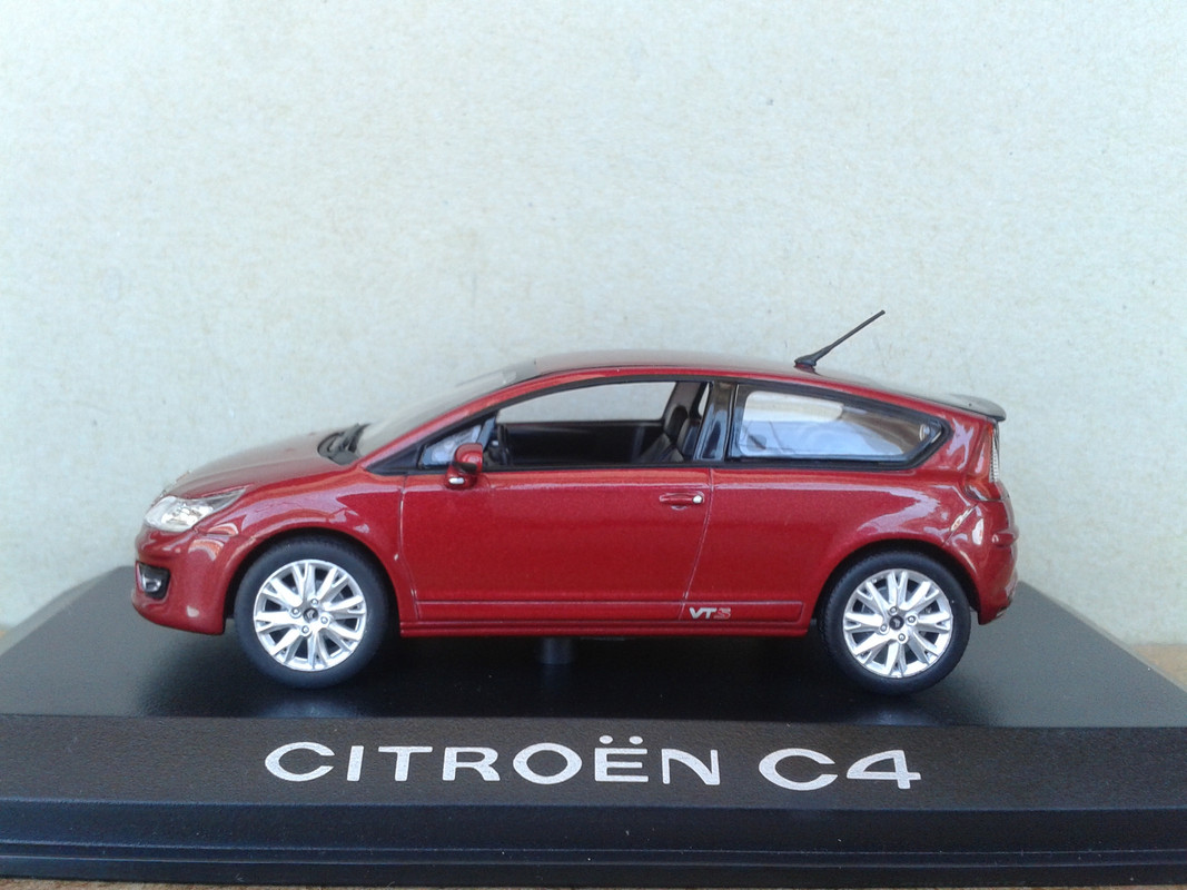 2006 Citroën C4 Coupé 2.0 16v VTS (Norev) (10)