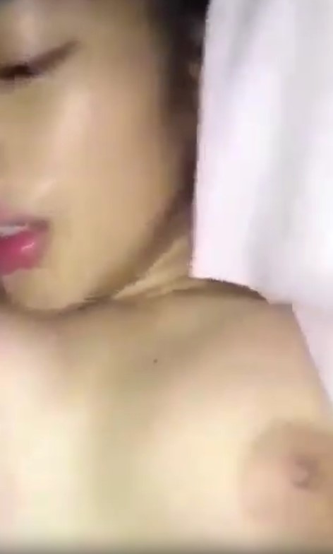 Cewekku Menggairahkan