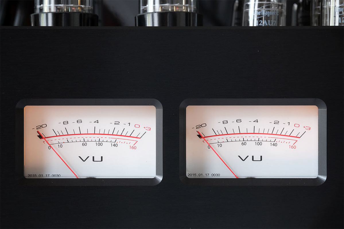 line-magnetic-LM-150-IA-vu-meter.jpg