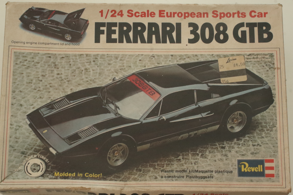 Ferrari 308 GTB. Revell 1/24 - Work In Progress - Vehicles