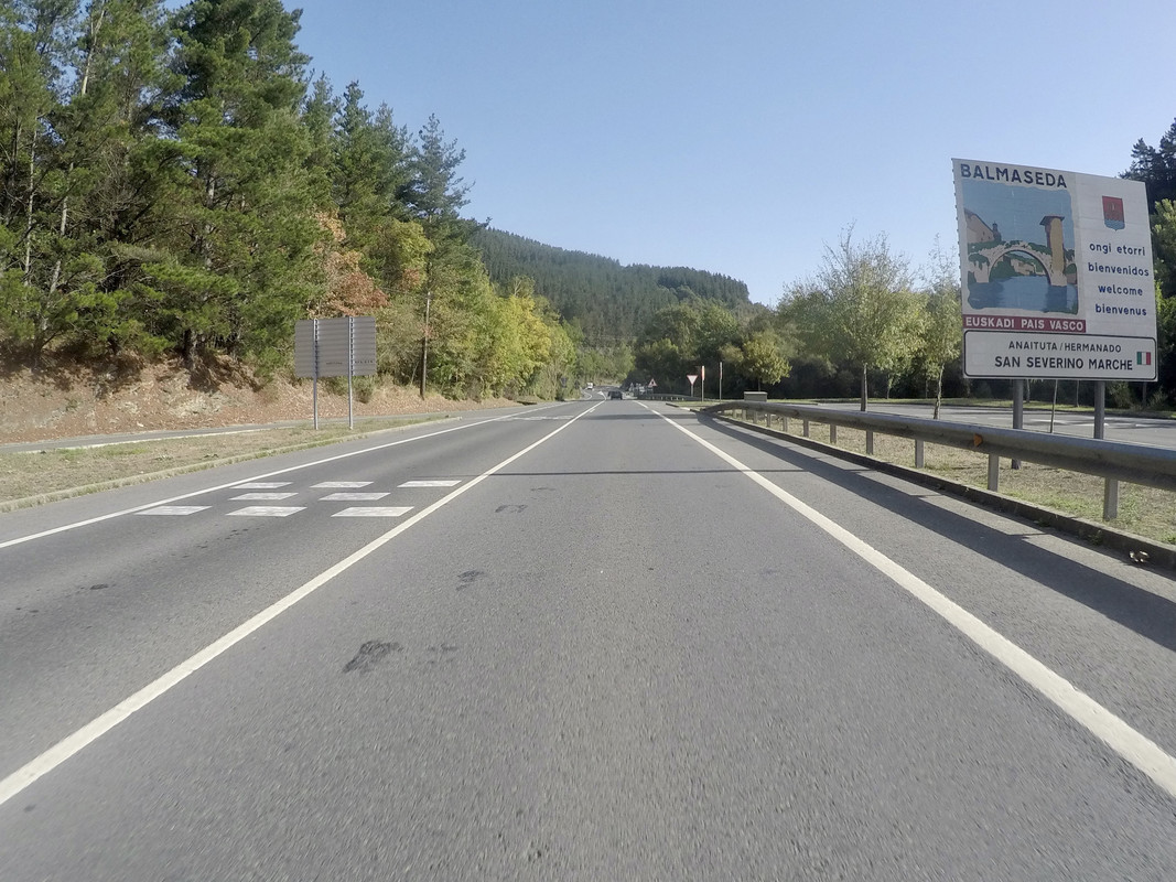 2803E52B-C410-462B-AE59-1CF38E743316