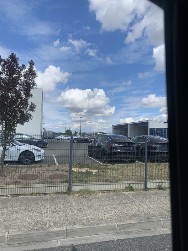 895E535C-6046-41A1-9AAA-9883A3312360