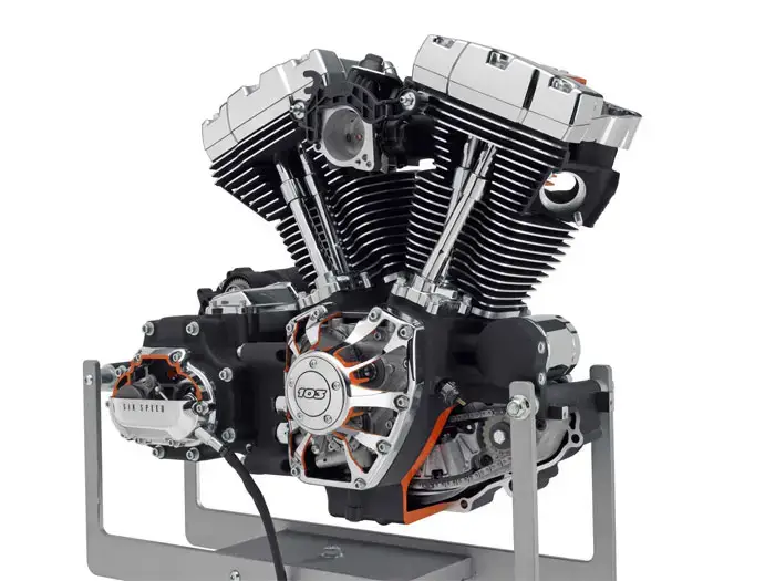 2012-Harley-Davidson-Twin-Cam103VTwin-Enginea-small.webp