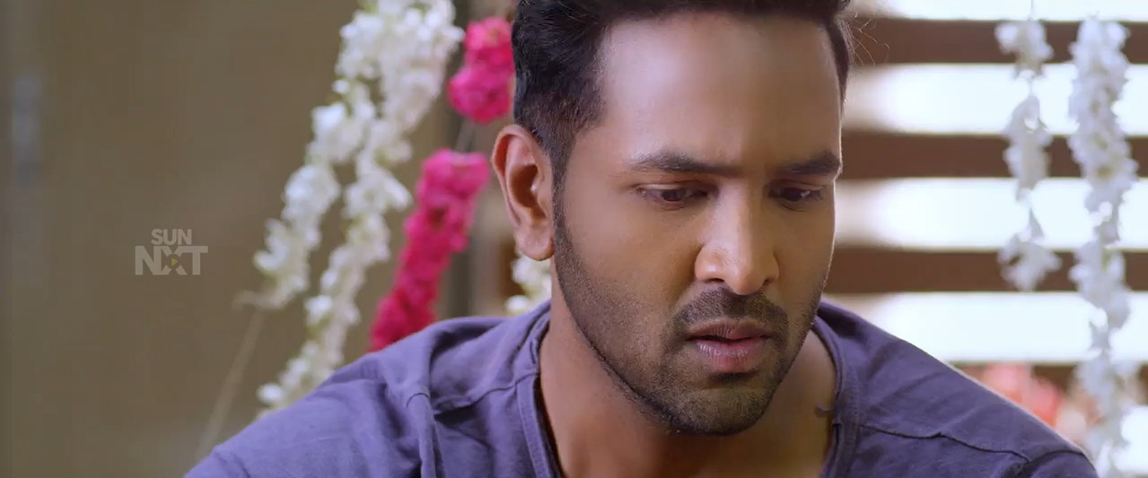 Eedo Rakam Aado Rakam 2016 WebRip [Tamil + Telugu] 480p 720p ESub Screenshot