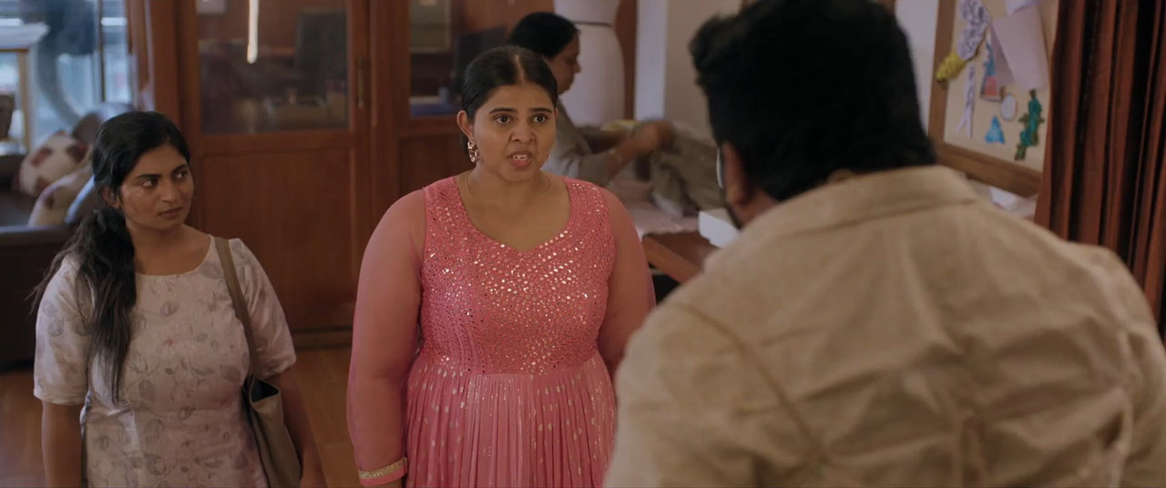 Prince and Family 2025 WebRip [Tamil + Telugu + Malayalam] 480p 720p ESub Screenshot