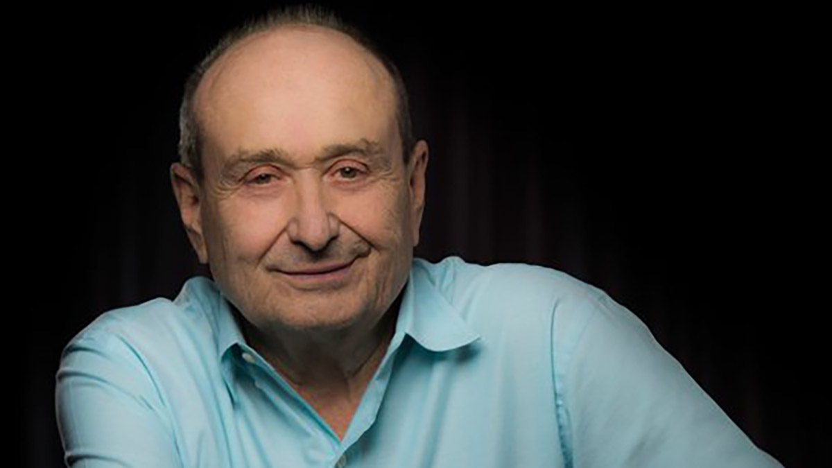 Literary-World-Mourns-Author-Eric-Flint-Death-at-75