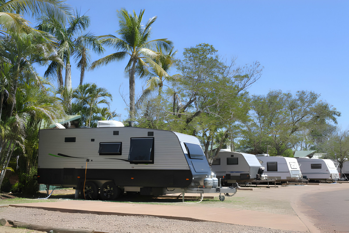 family caravans with bunks and ensuite