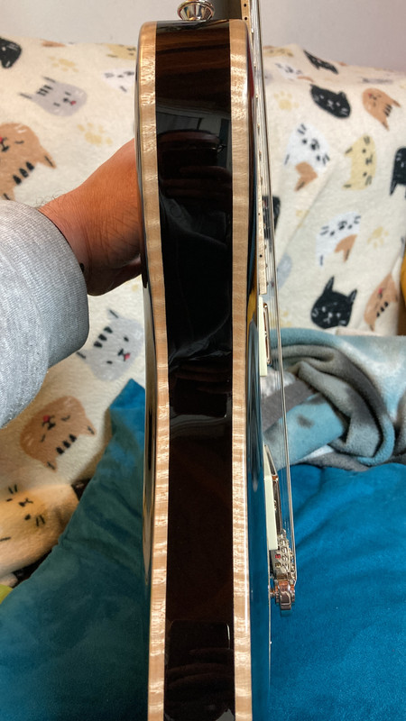 F407D284-C5EE-4230-B320-8DA9F3AB0C53