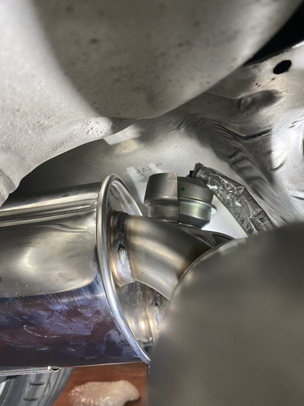 A3B9651C-6322-4CAF-8496-6615B26D776A