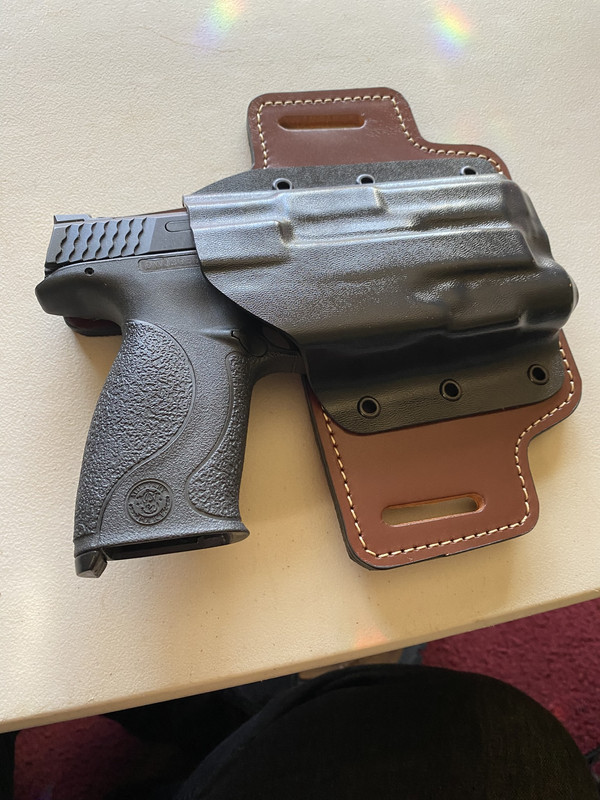 B972506C-6D59-4650-BF02-7E60C93502AD