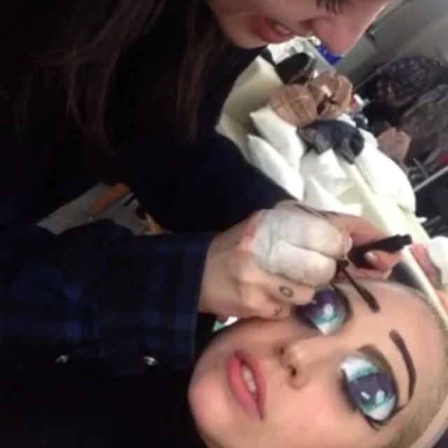 11-29-13-Instagram-001.webp