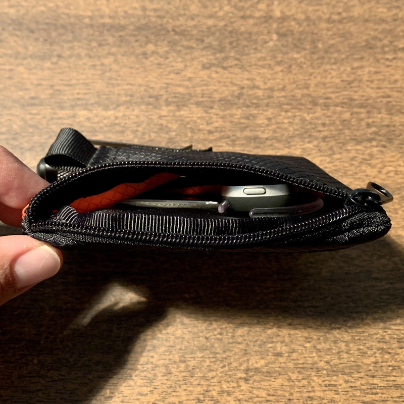 3CC291B7-C384-40A5-9869-67D8D806A83C