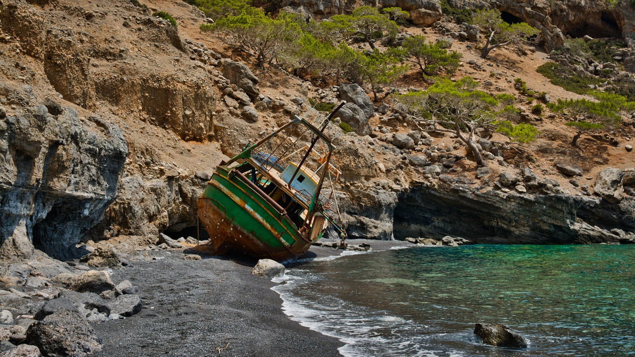 Greenfishingboatwreck.jpg