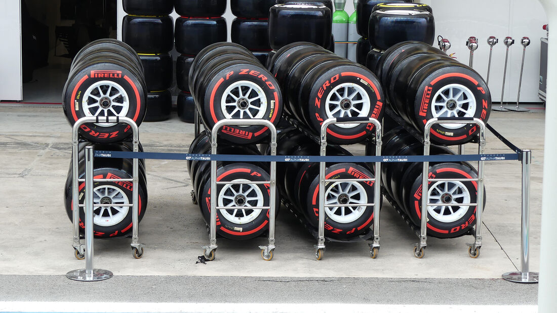 Pirelli-Alpha-Tauri-Formel-1-GP-Brasilien-Sao-Paulo-Donnerstag-11-11-2021-169Gallery-82e02319-184947