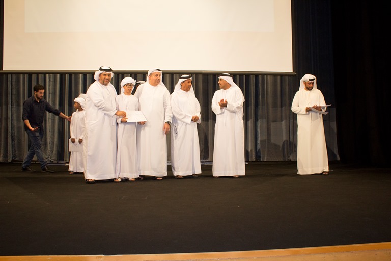 تكريم الطلاب المتفوقين مدرسة الخالدية