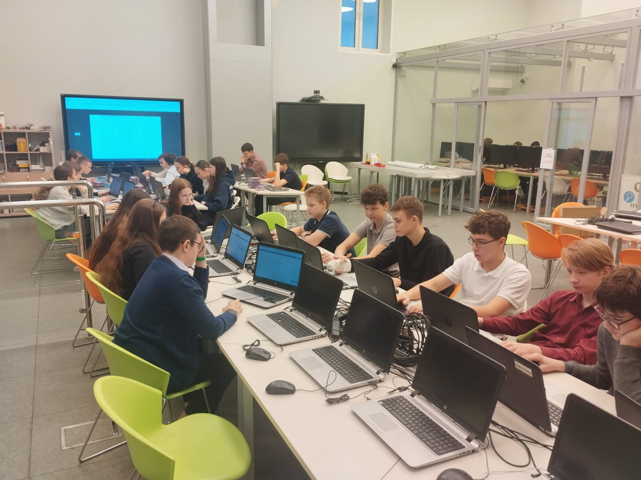 a44f922f 9c12 4680 9aaf 1104e857e938