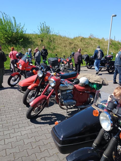 4f6ab83e-0eb1-4025-bbe6-8b85ffbde1bf