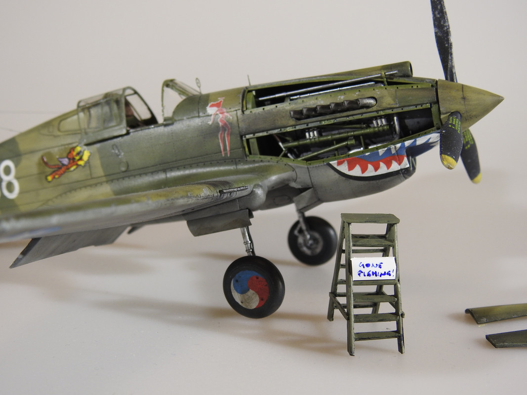 Curtiss P-40C Hawk, Bronco 1/48 –Klar DSCN2260